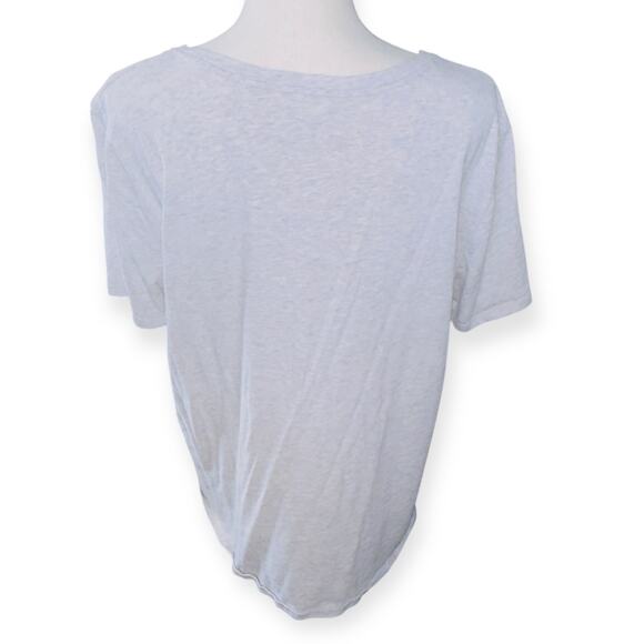 Comfy Basic Grey Tee - Picture 3 of 5